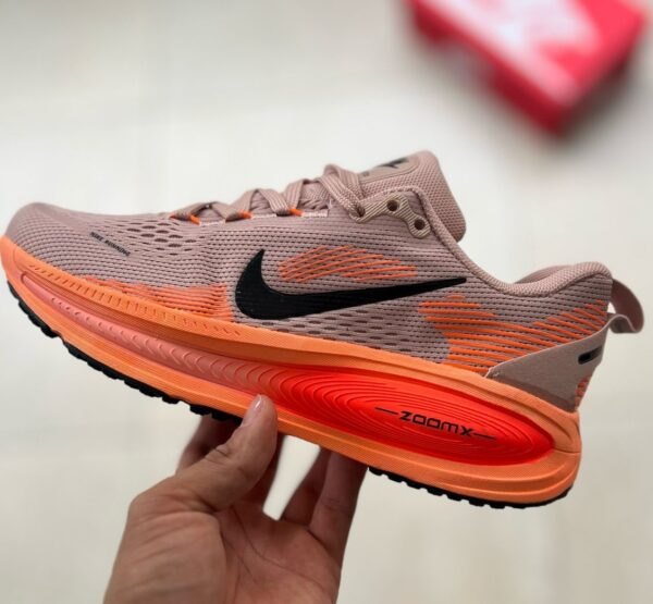 Runin Shoes Nike vomero 18